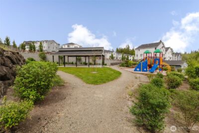 880 Hogan Lane , Bremerton, WA 98311 - Photo 40
