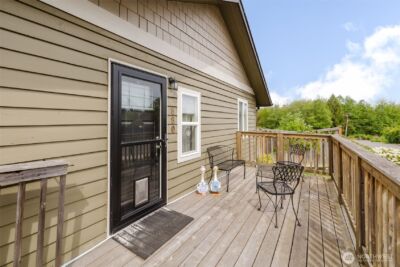 880 Hogan Lane , Bremerton, WA 98311 - Photo 5