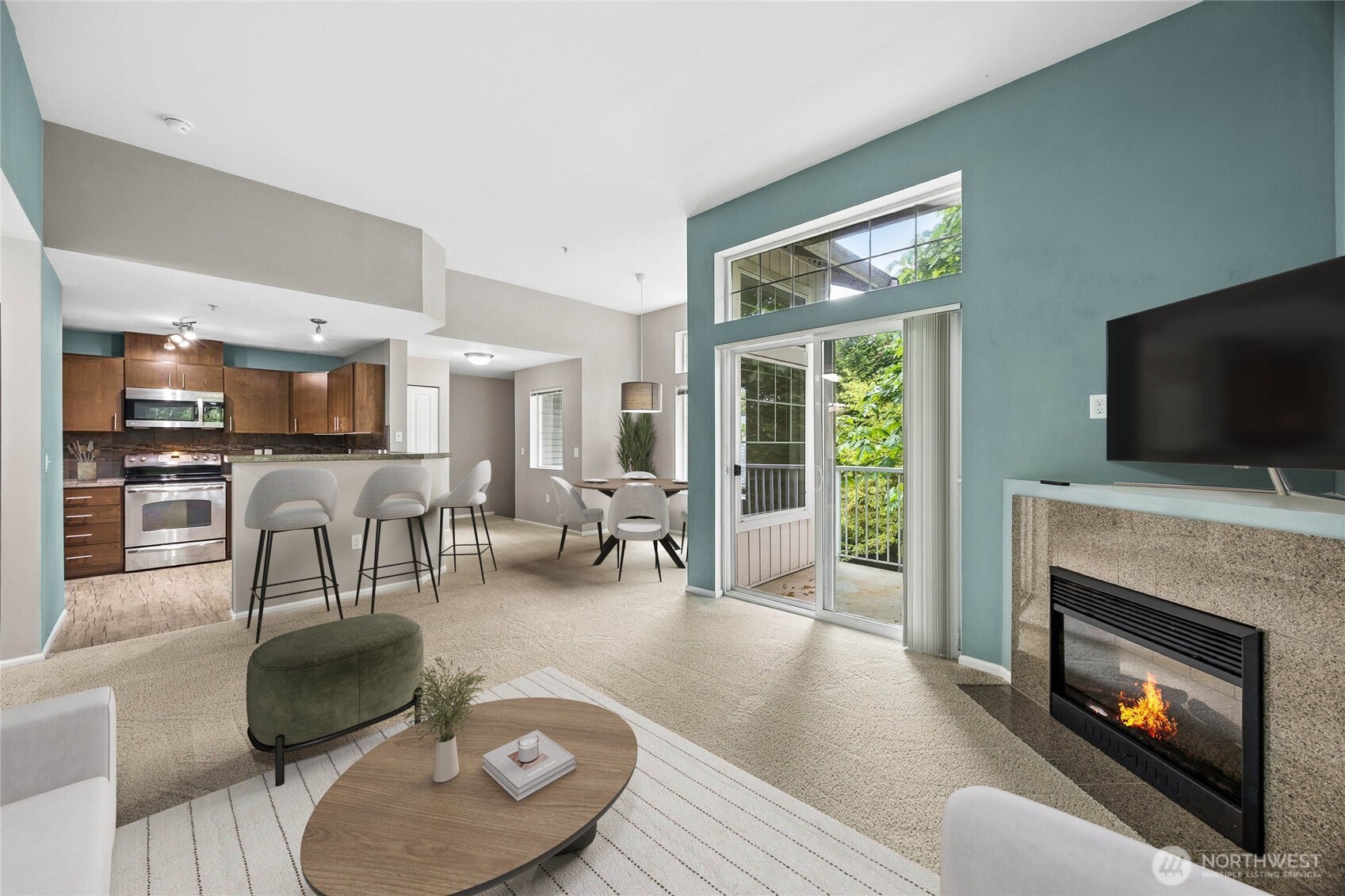 21048 40th Place S #J2, SeaTac, WA 98198