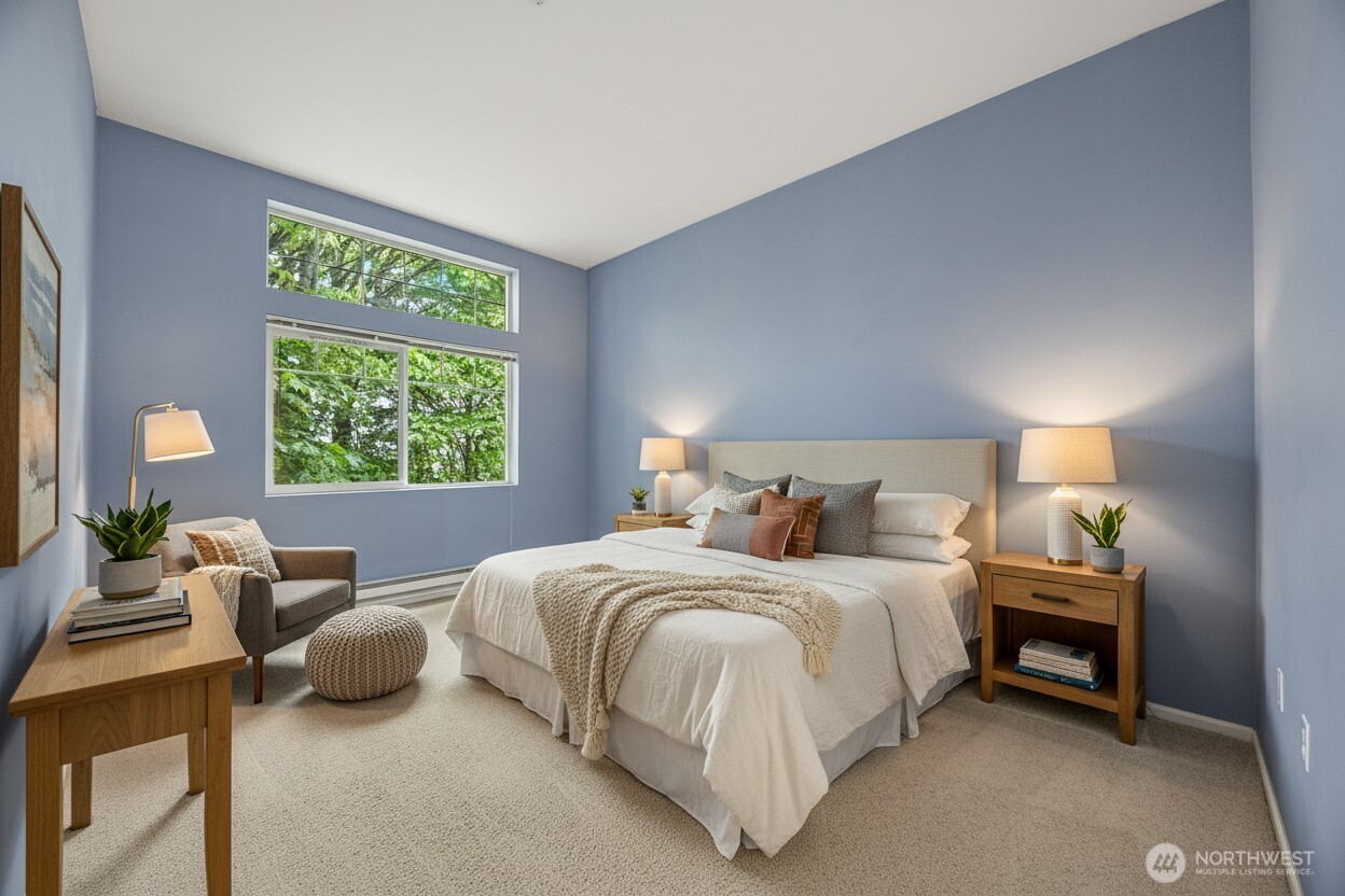21048 40th Place S #J2, SeaTac, WA 98198