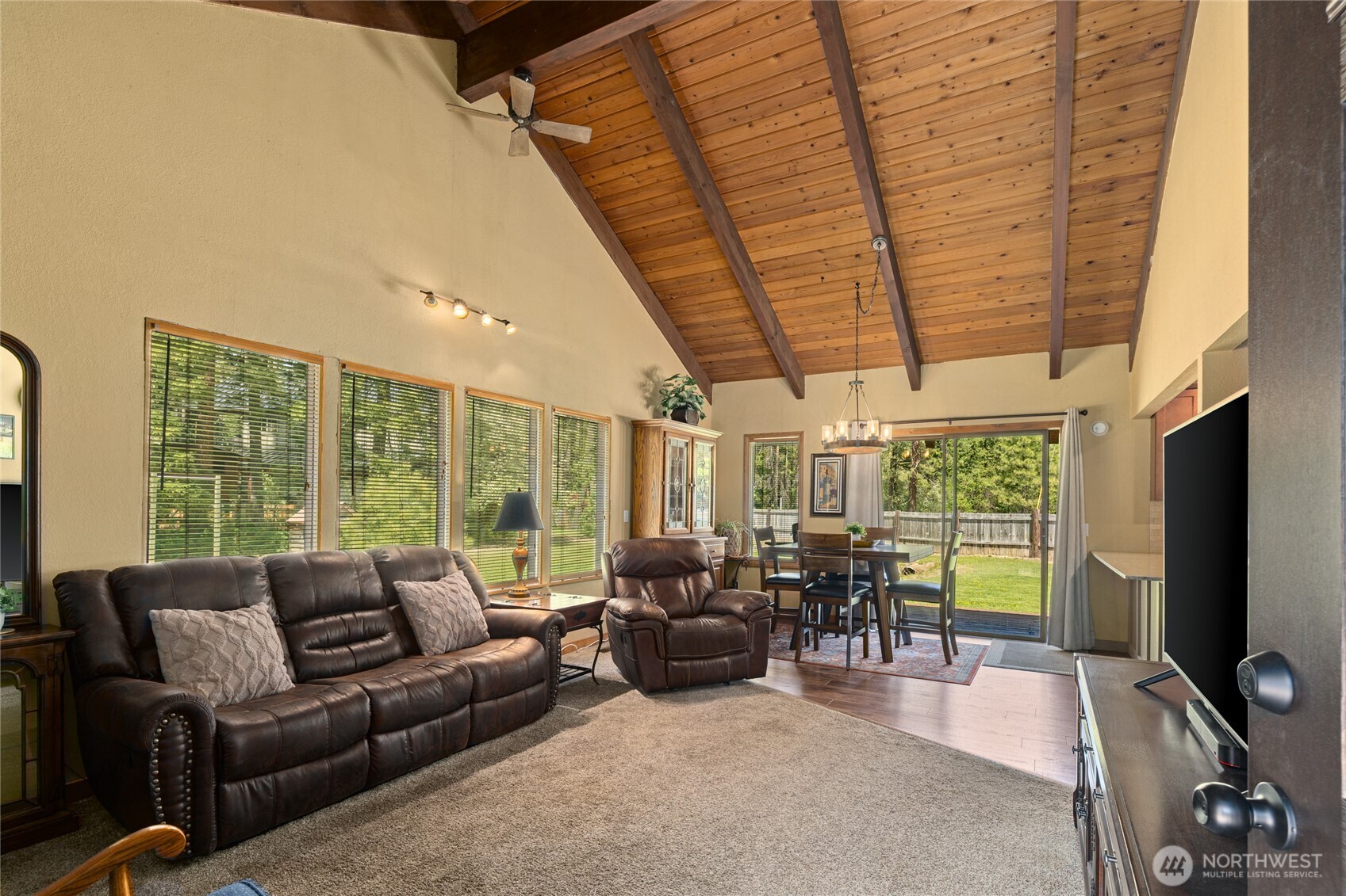 61 S Lake Cabins Road , Ronald, WA 98940