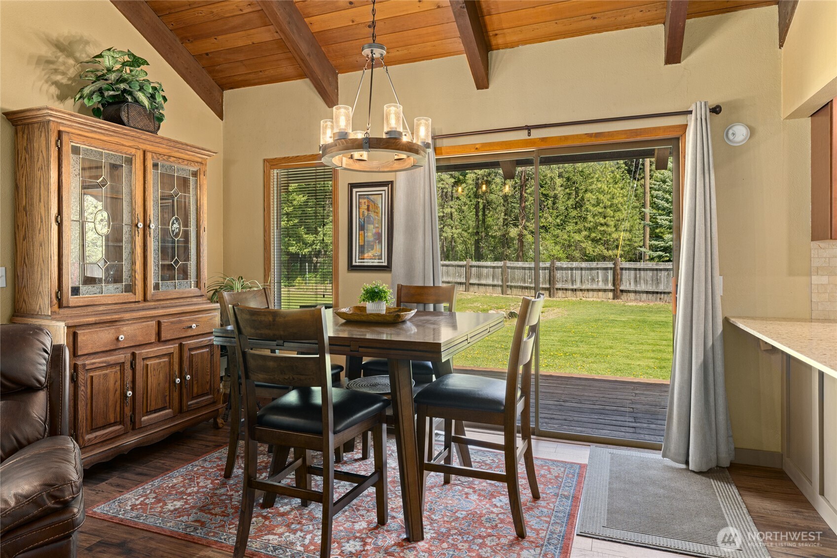 61 S Lake Cabins Road , Ronald, WA 98940