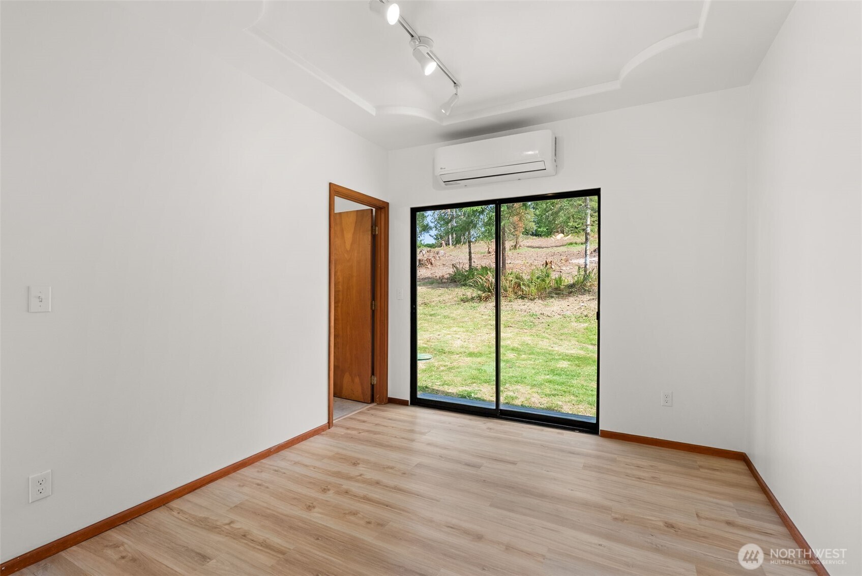 2054 Little Hanaford Road , Centralia, WA 98531