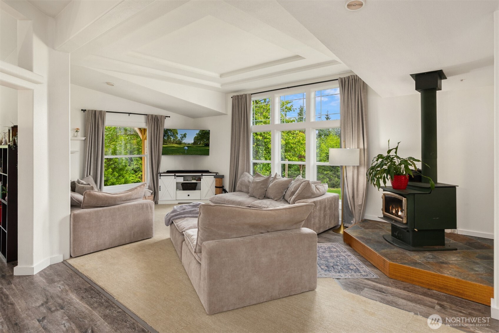 6009 NE Gunderson Road , Poulsbo, WA 98370-8838