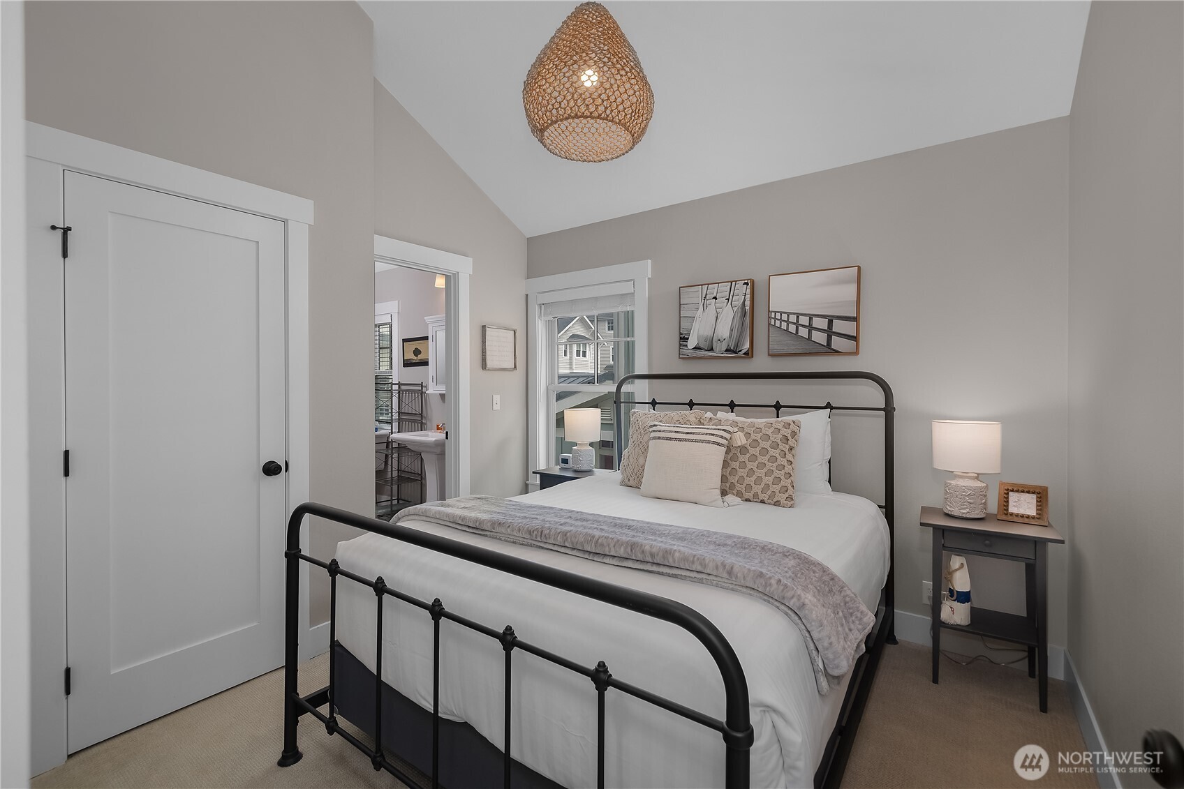 74 Horizon Street , Pacific Beach, WA 98571