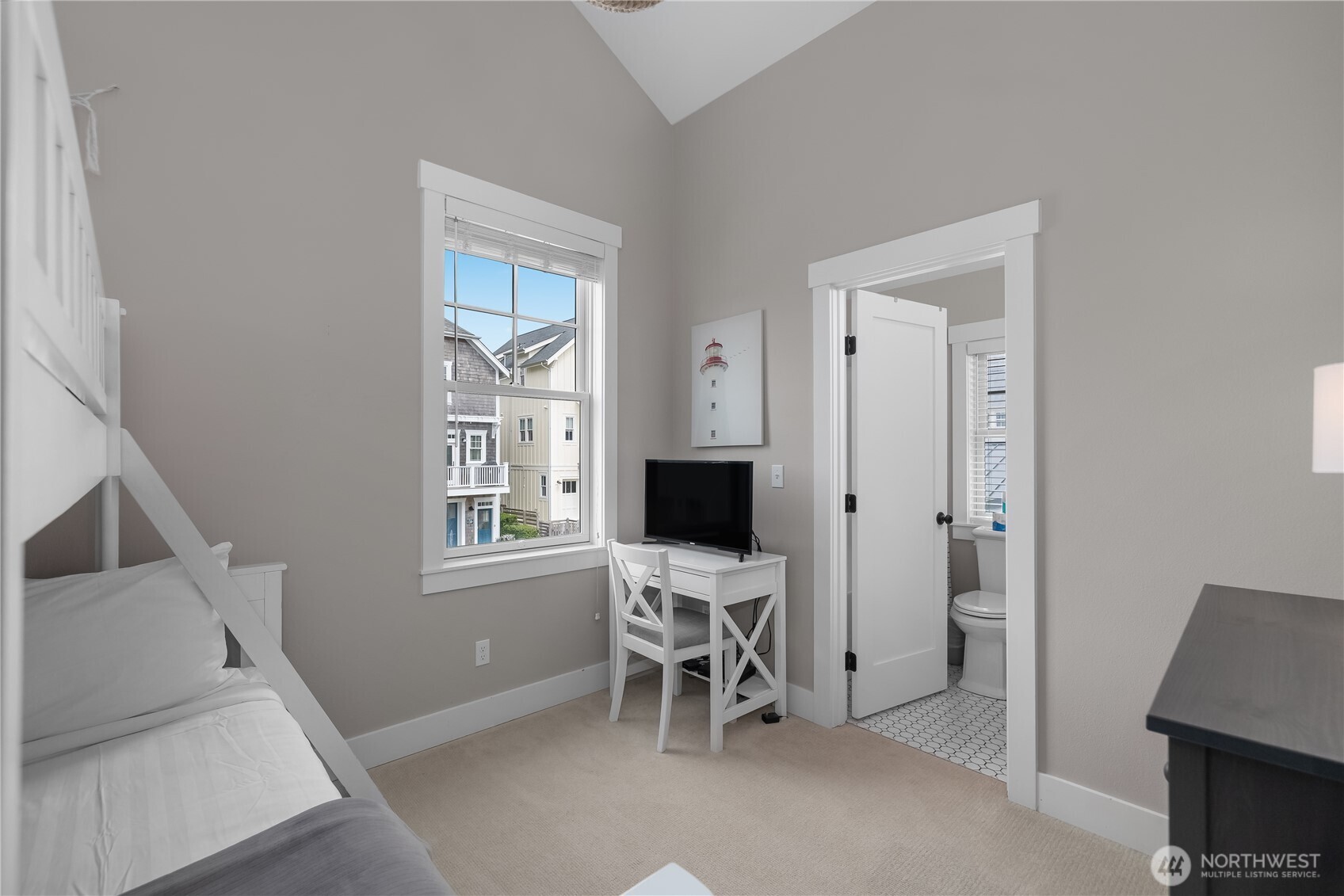 74 Horizon Street , Pacific Beach, WA 98571