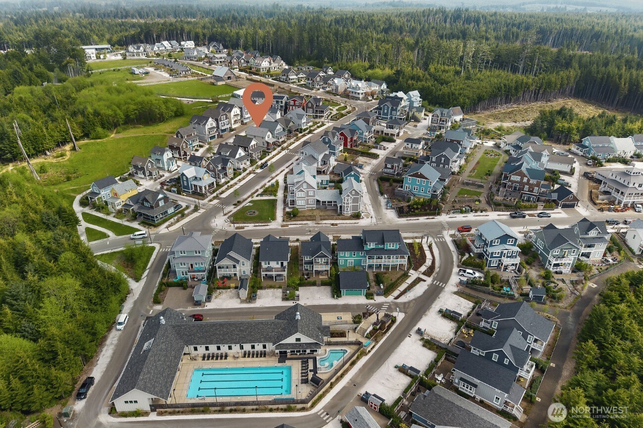 74 Horizon Street , Pacific Beach, WA 98571