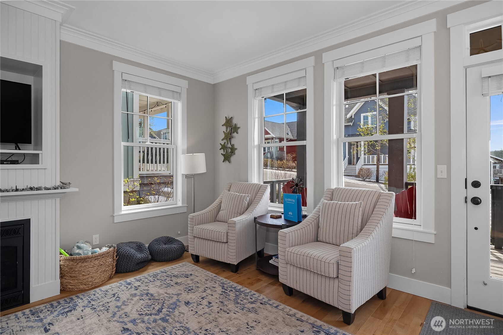 74 Horizon Street , Pacific Beach, WA 98571