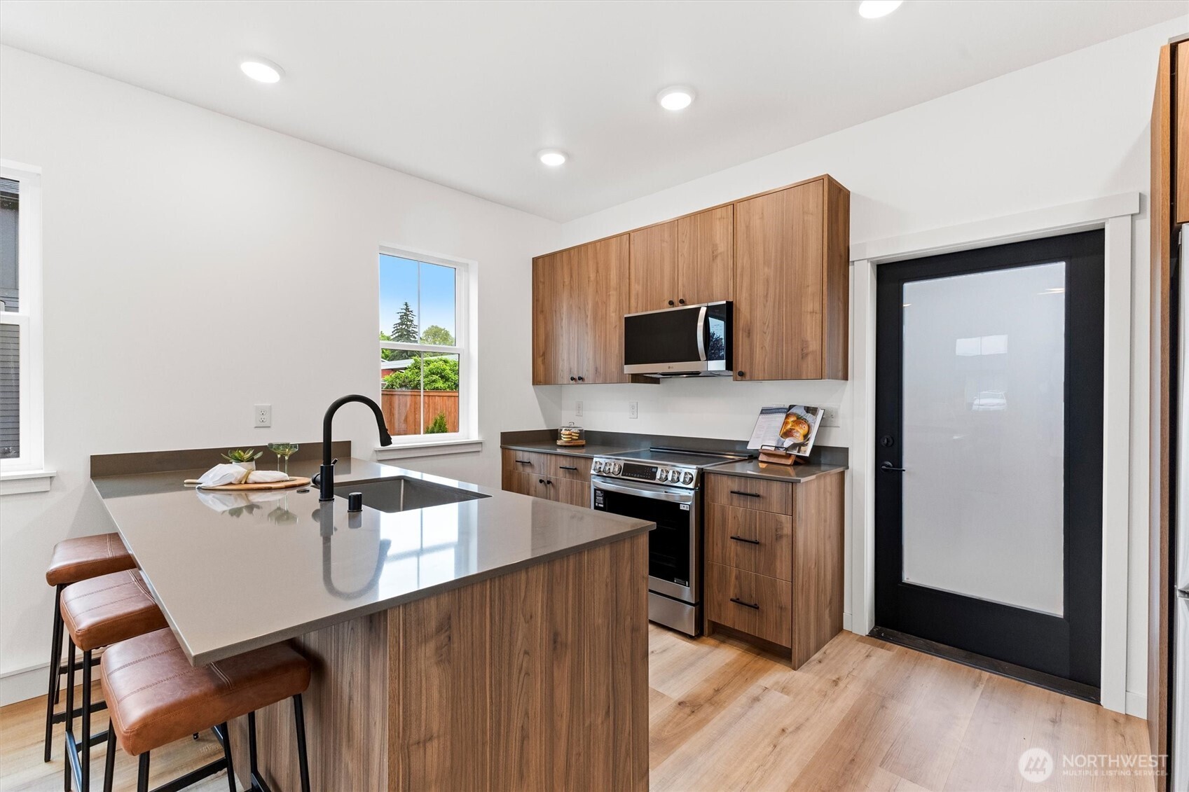 303 S 17th Street , Lynden, WA 98264
