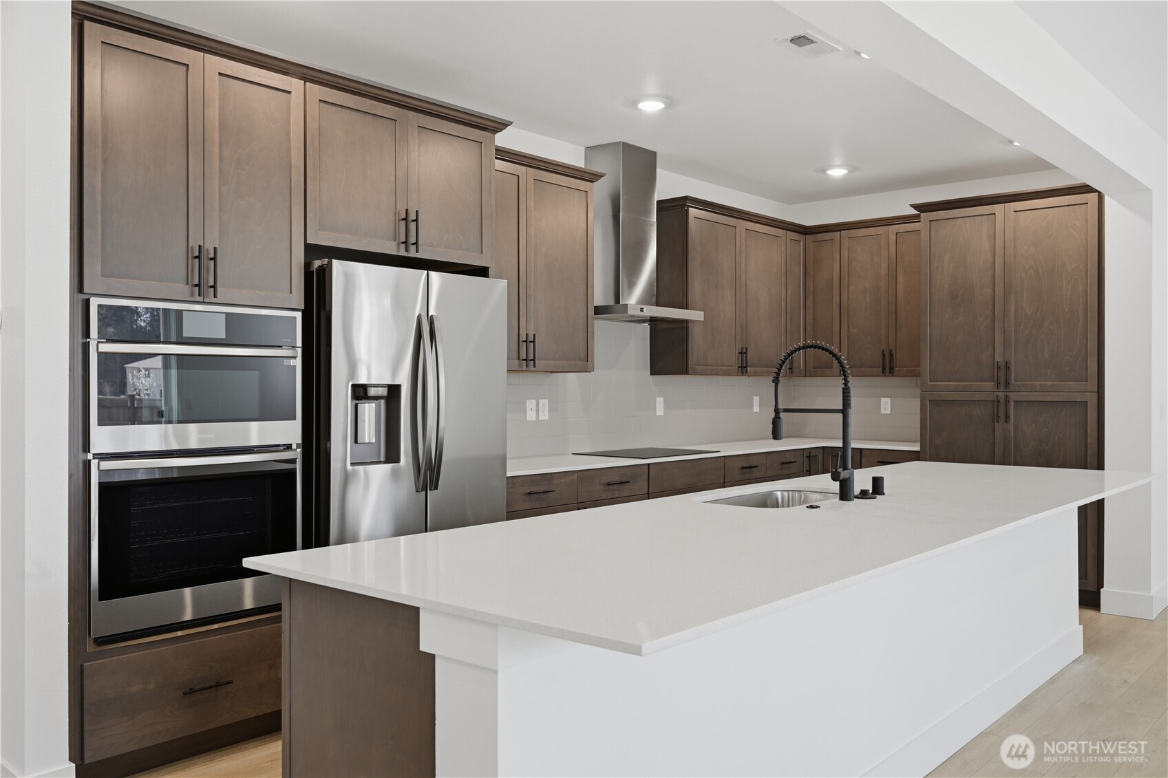 32143 Myrtle Avenue SE, Black Diamond, WA 98010