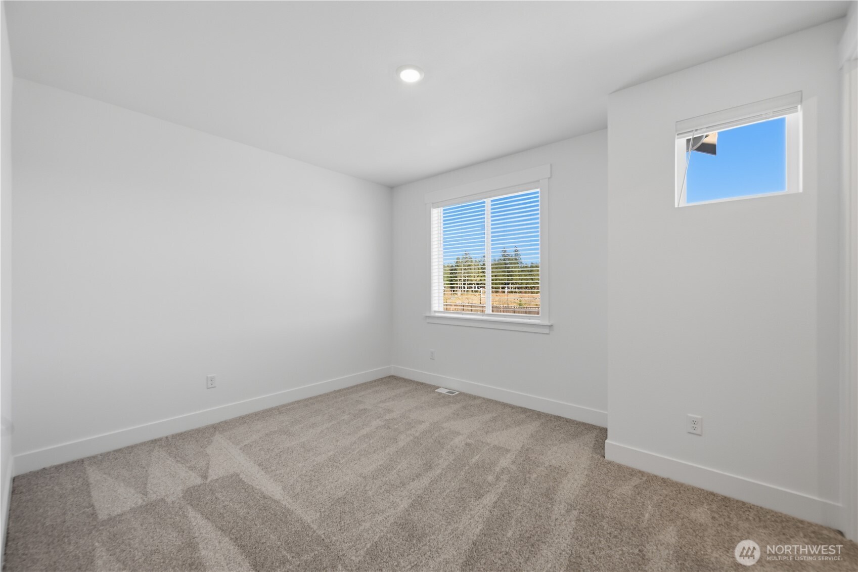 32143 Myrtle Avenue SE, Black Diamond, WA 98010