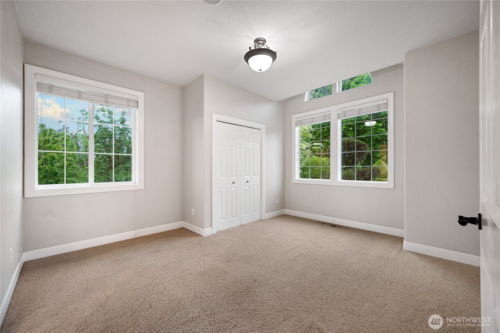 124 Pompano Road , Woodland, WA 98674