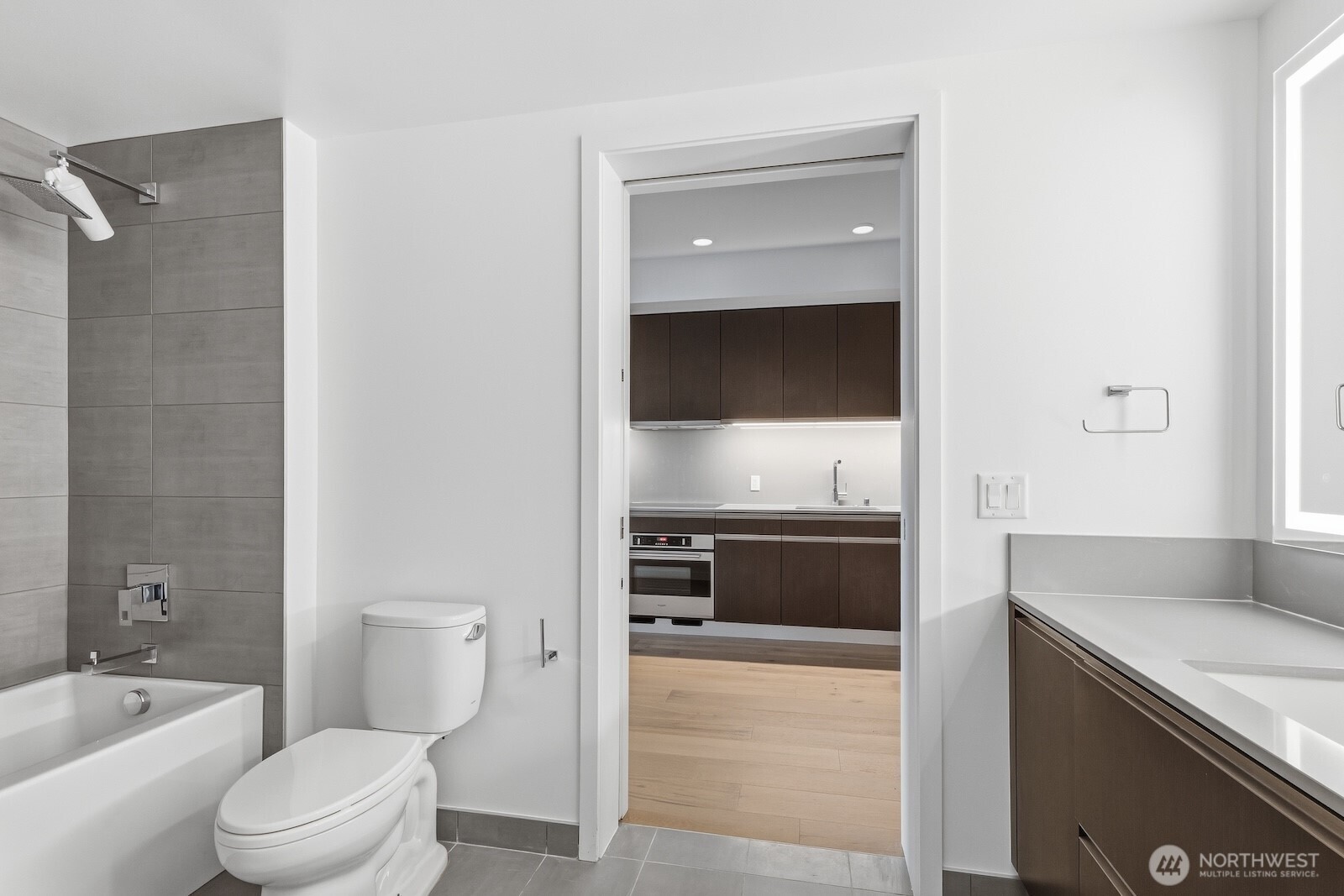 1808 Minor Avenue #2100, Seattle, WA 98101