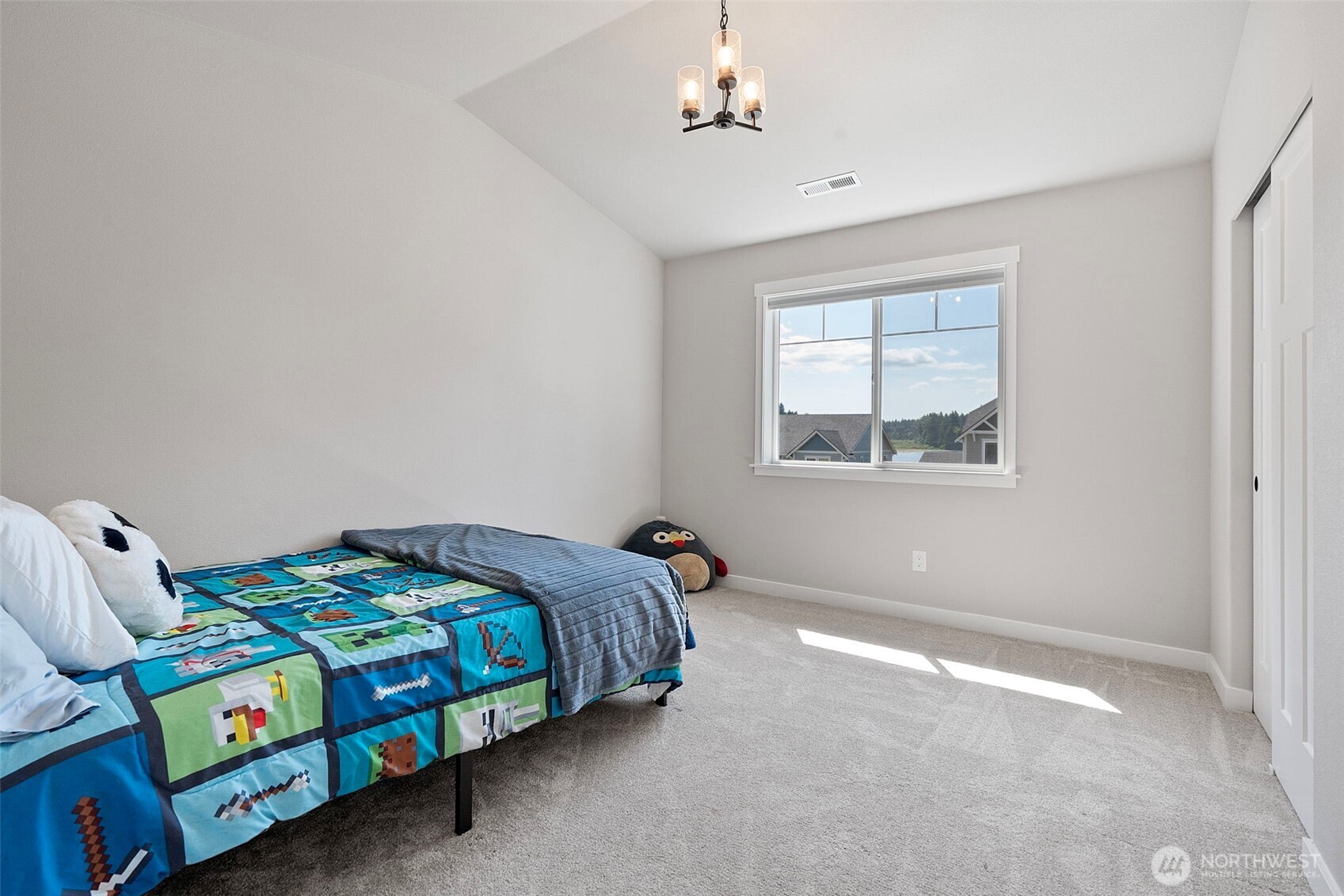 6729 Dusty Lane SE, Lacey, WA 98503