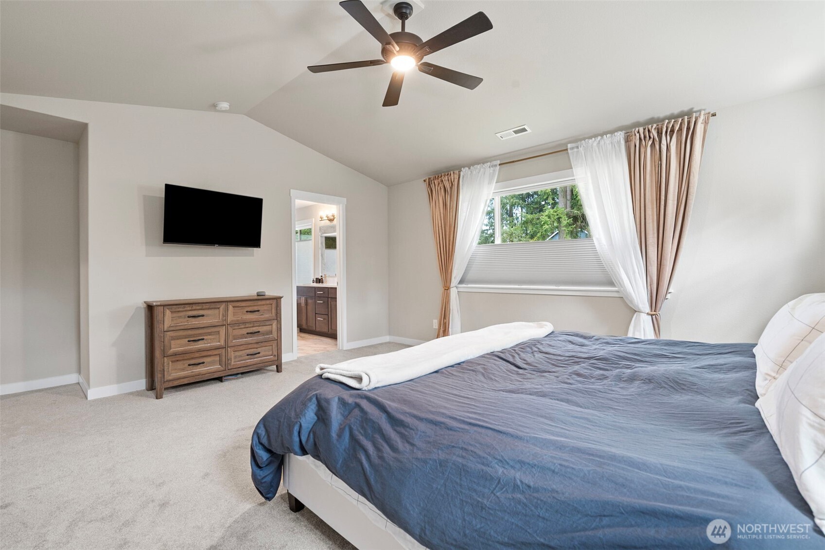 6729 Dusty Lane SE, Lacey, WA 98503