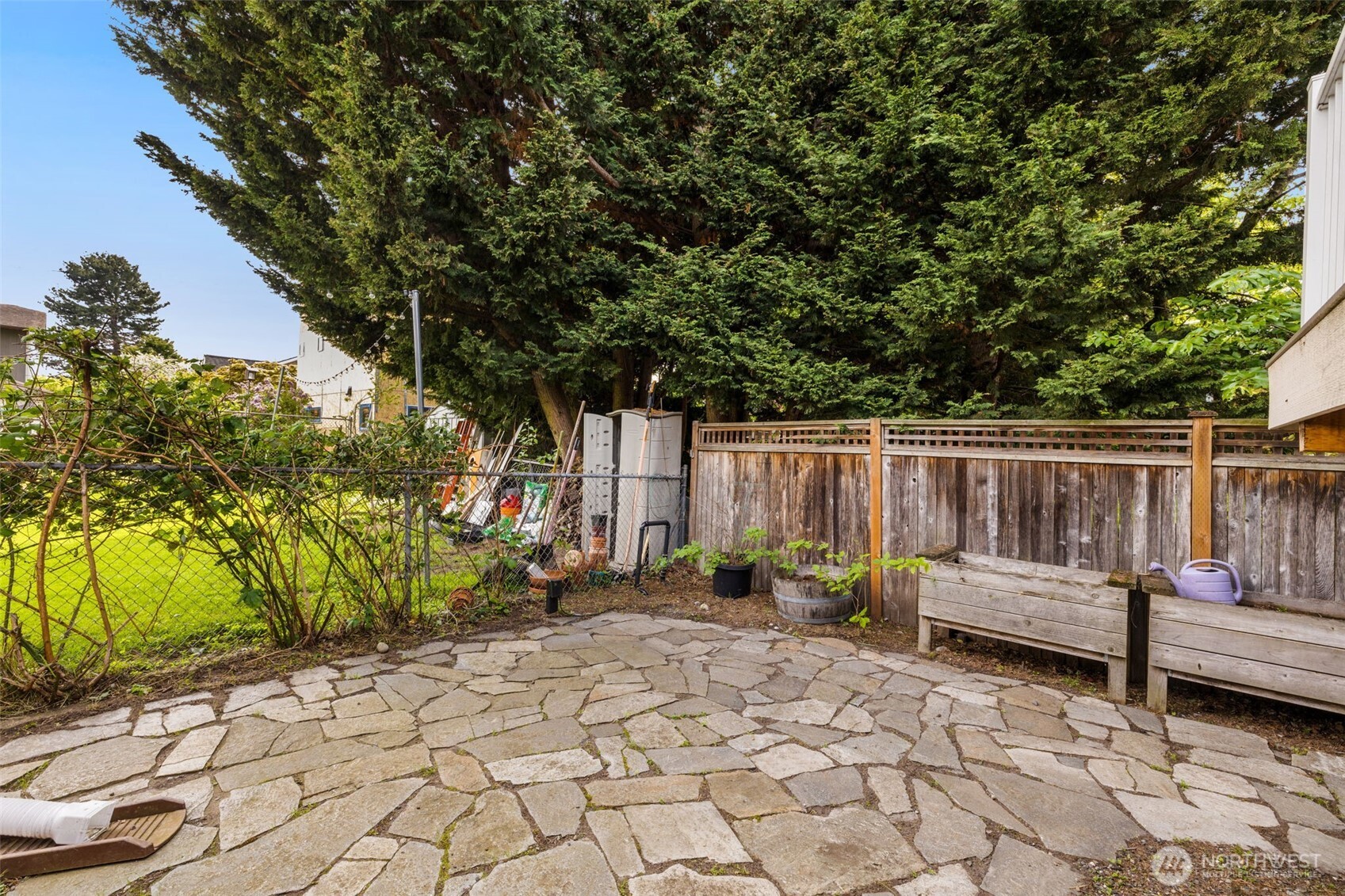 6241 6th Avenue NW, Seattle, WA 98107