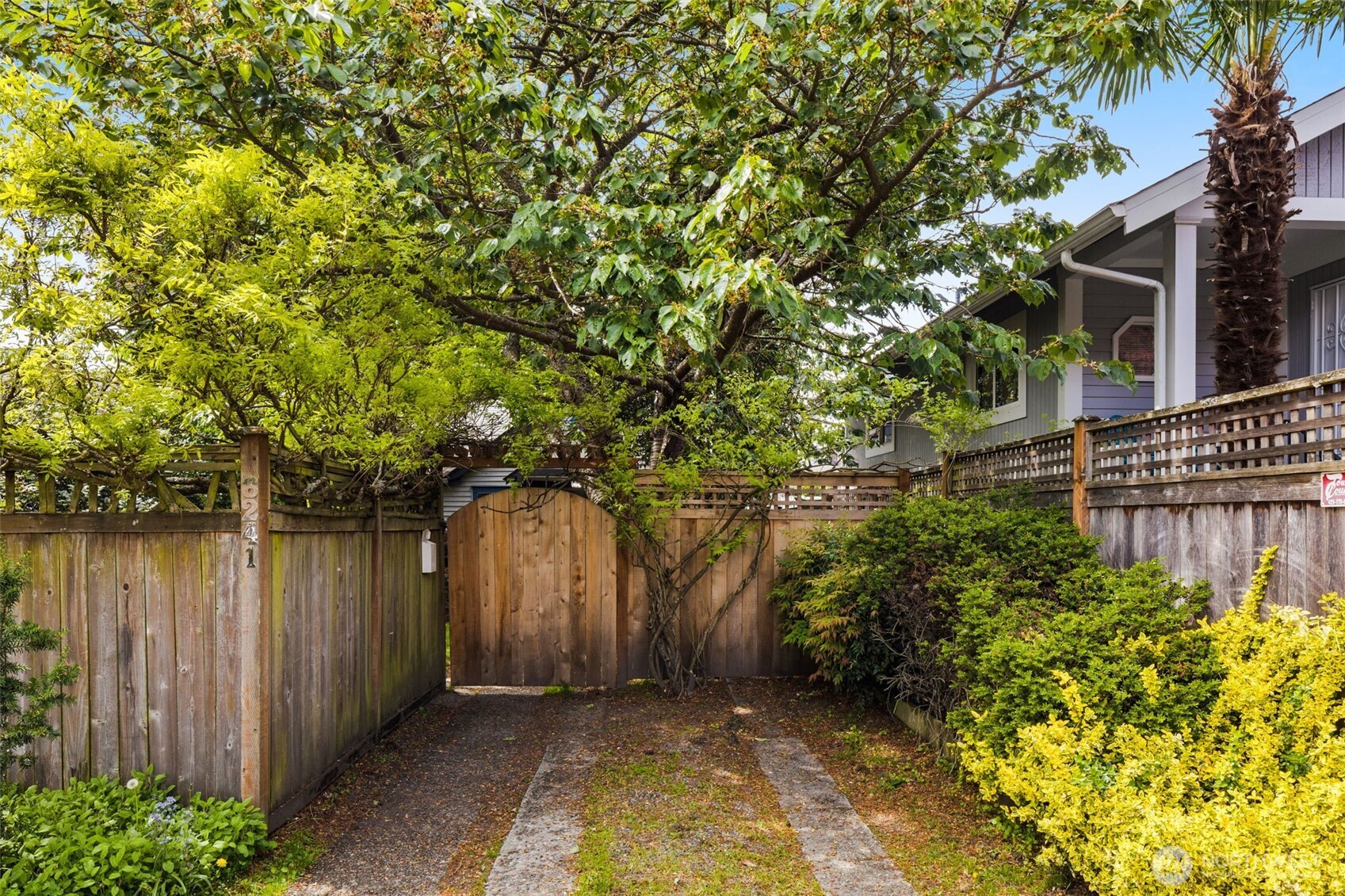 6241 6th Avenue NW, Seattle, WA 98107