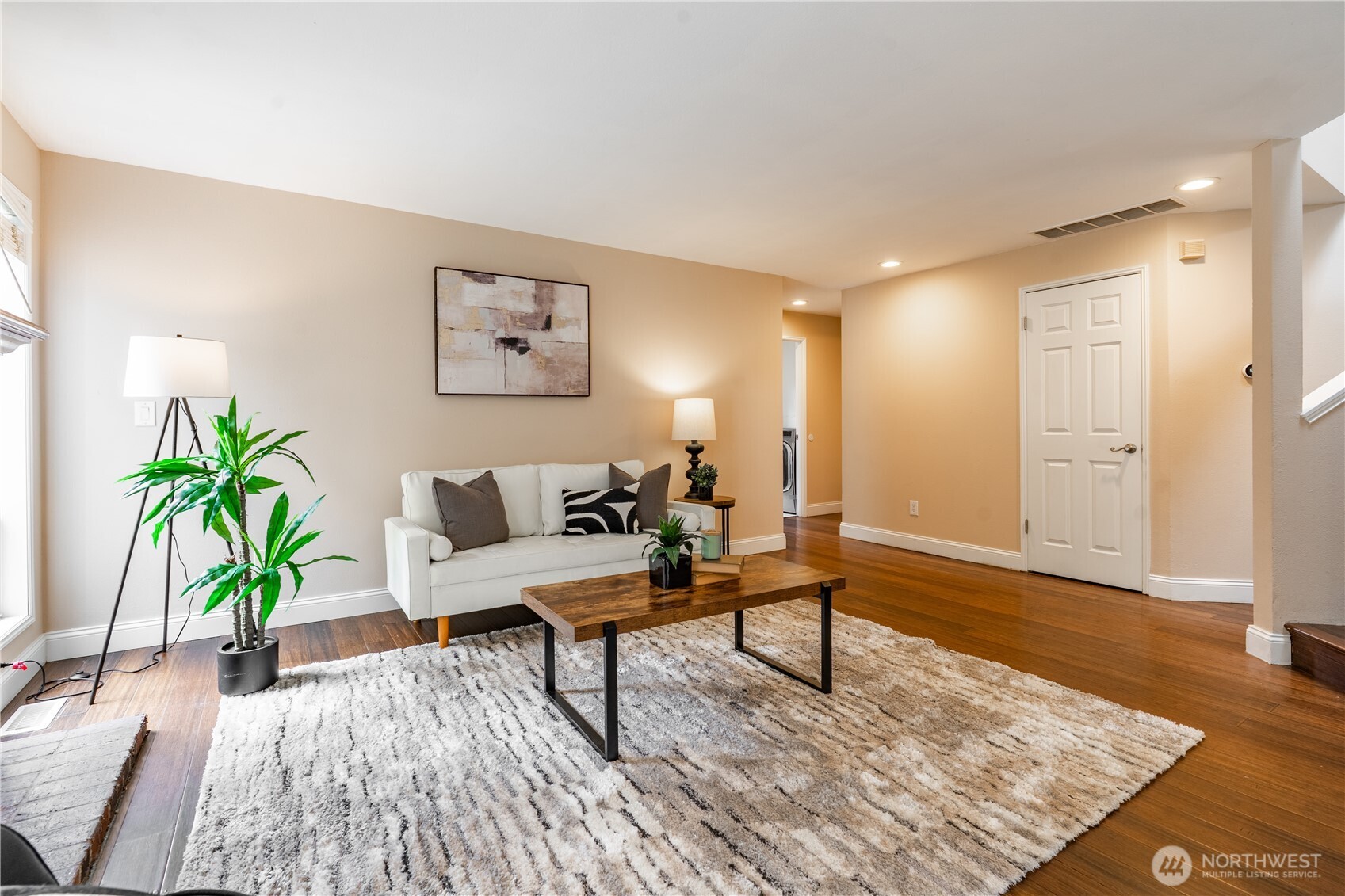902 52nd Street SE, Auburn, WA 98092