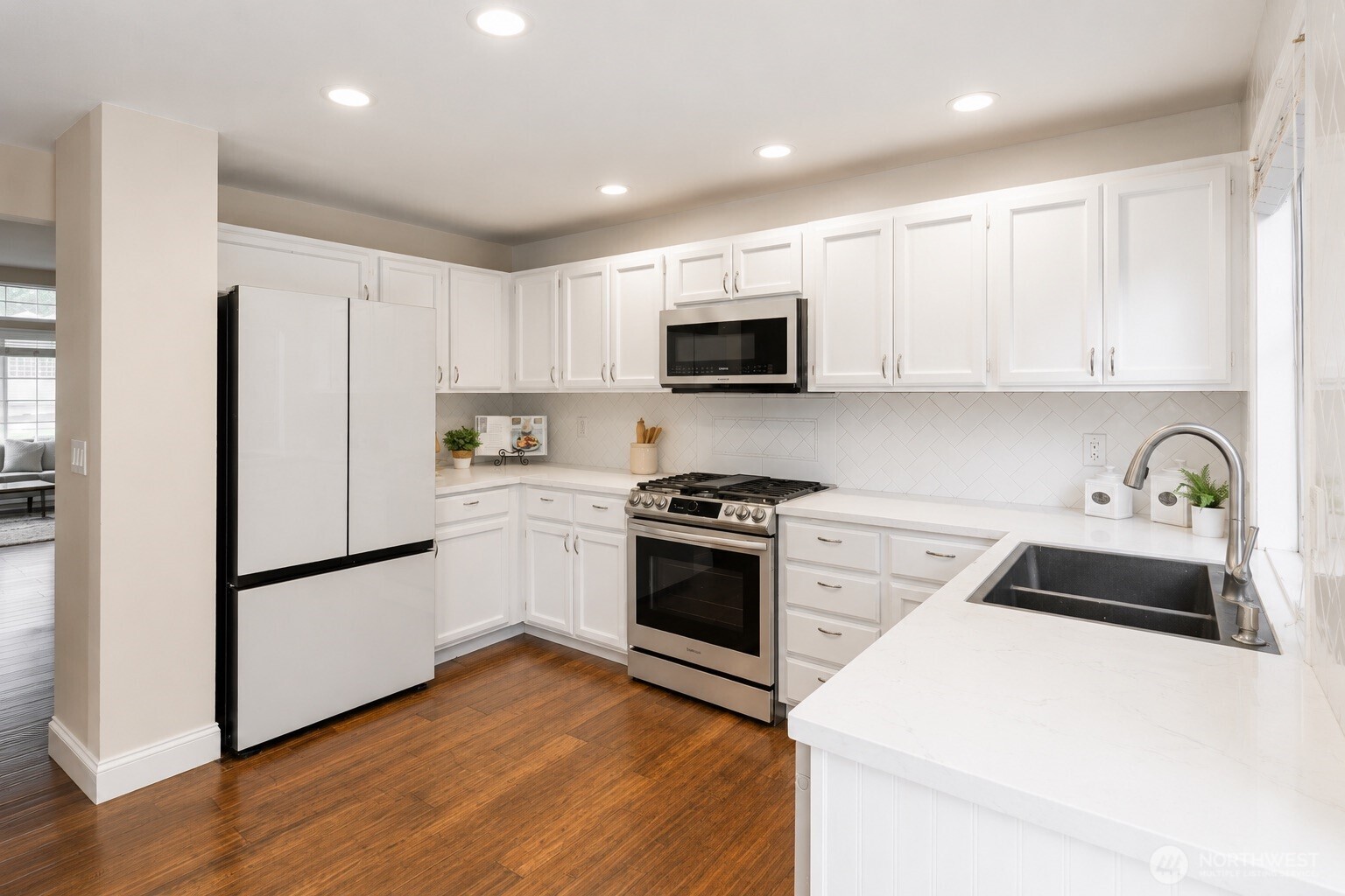 902 52nd Street SE, Auburn, WA 98092