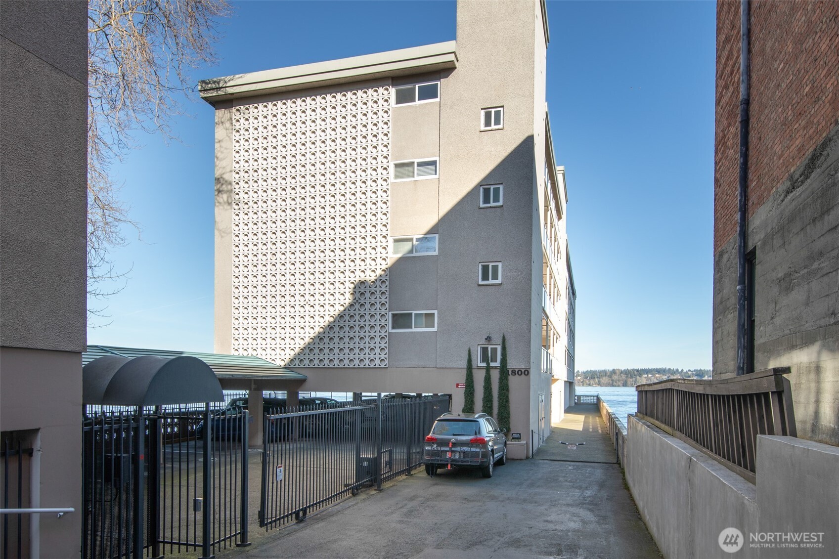1800 43rd Avenue E #A105, Seattle, WA 98112