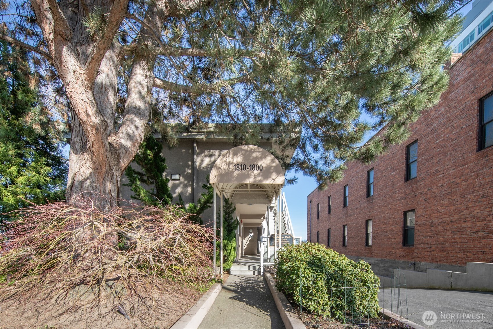 1800 43rd Avenue E #A105, Seattle, WA 98112