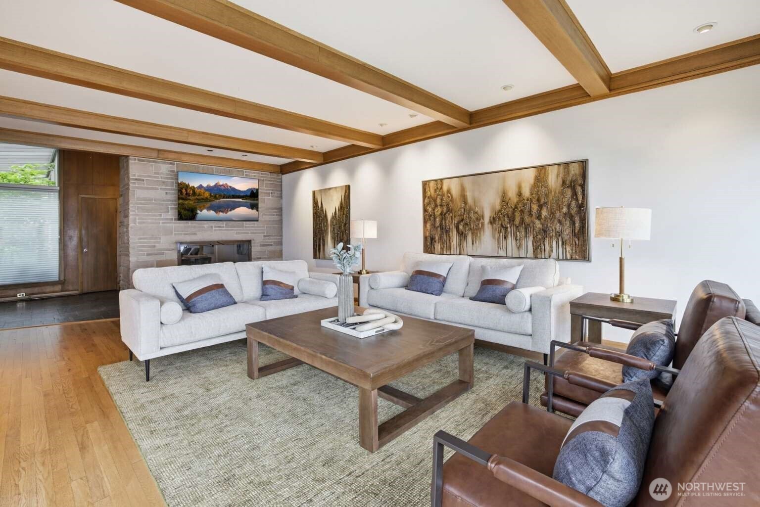 2514 Shoreland Drive S, Seattle, WA 98144