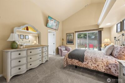 2404 Bowman Avenue NW, Olympia, WA 98502 - Photo 17