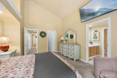 2404 Bowman Avenue NW, Olympia, WA 98502 - Photo 18