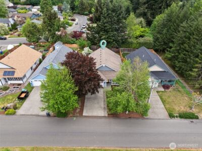 2404 Bowman Avenue NW, Olympia, WA 98502 - Photo 23