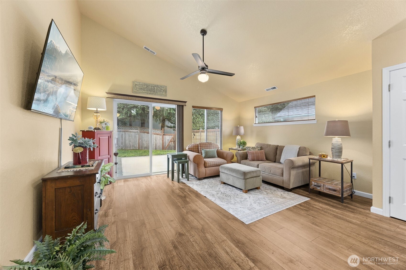 2404 Bowman Avenue NW, Olympia, WA 98502