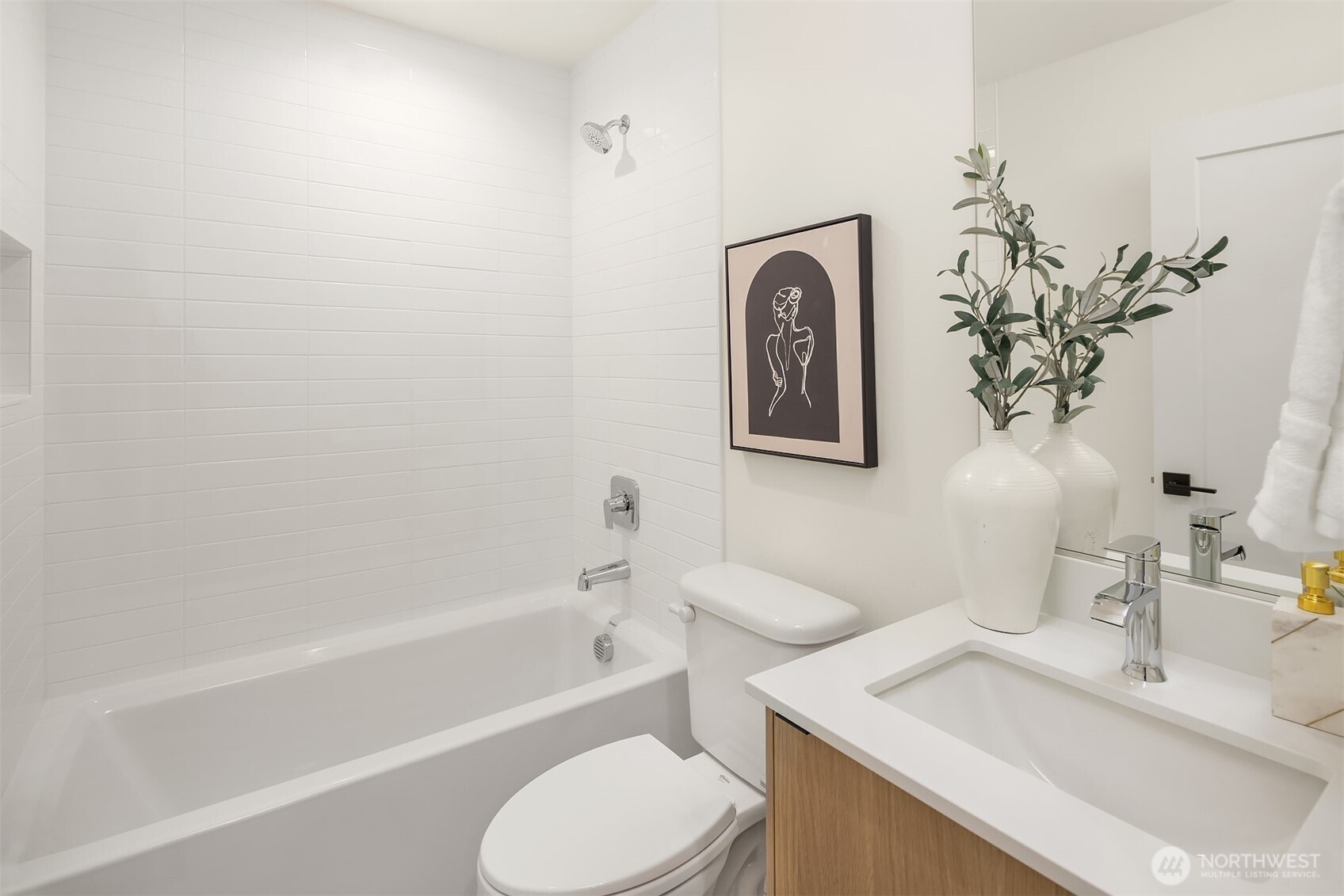 4419 2nd Avenue NE #A, Seattle, WA 98105