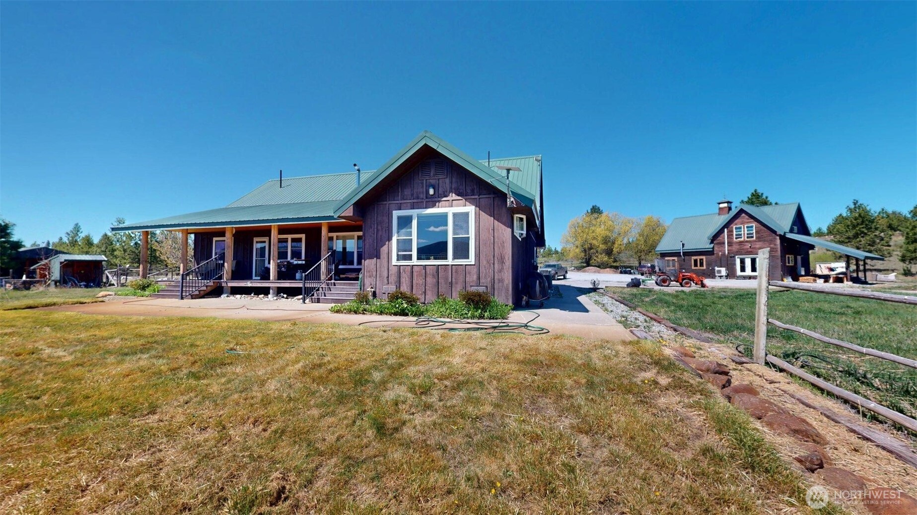37 No Name Rd , Oroville, WA 98855