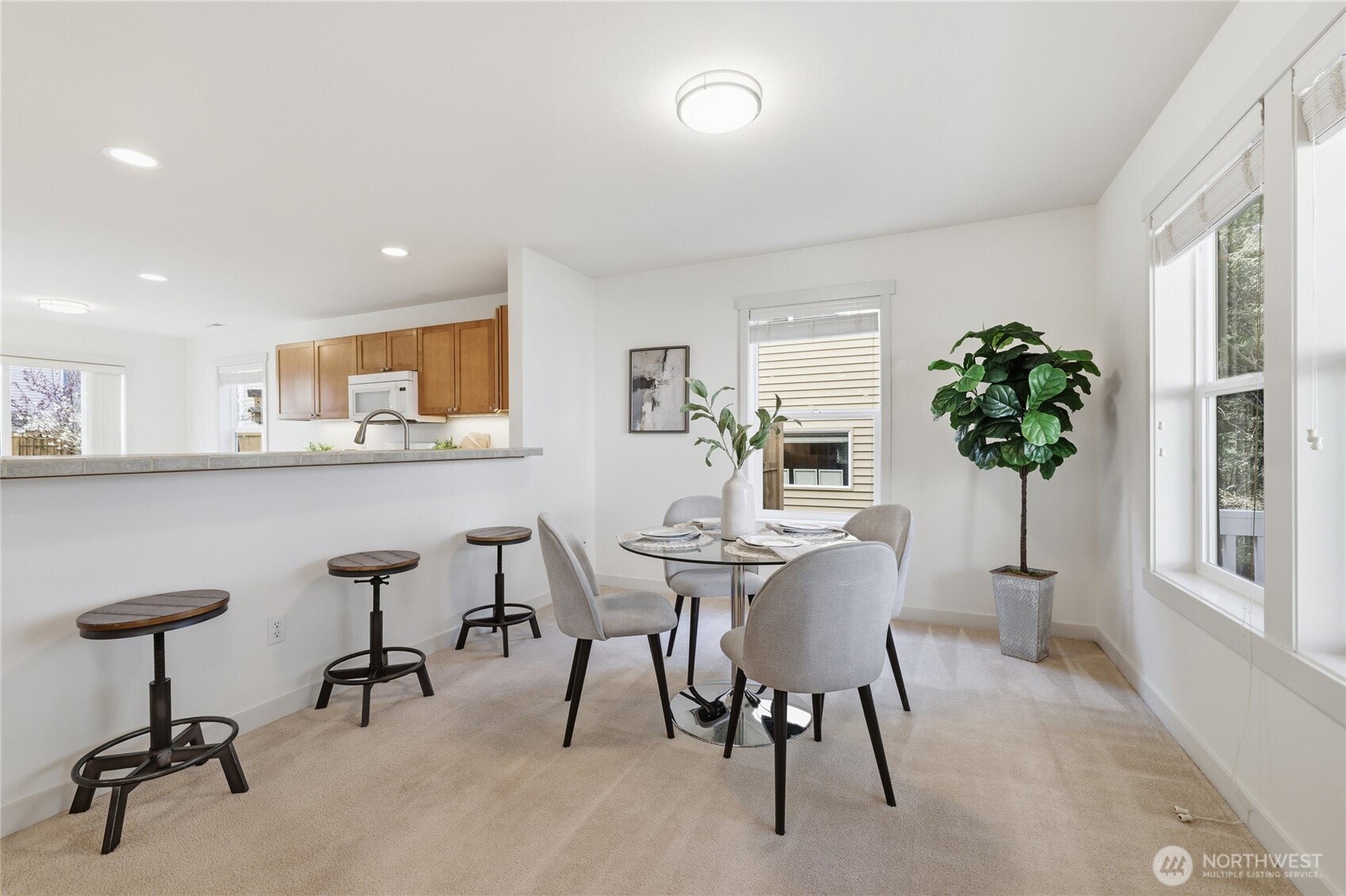 36703 SE Gravenstein Court , Snoqualmie, WA 98065
