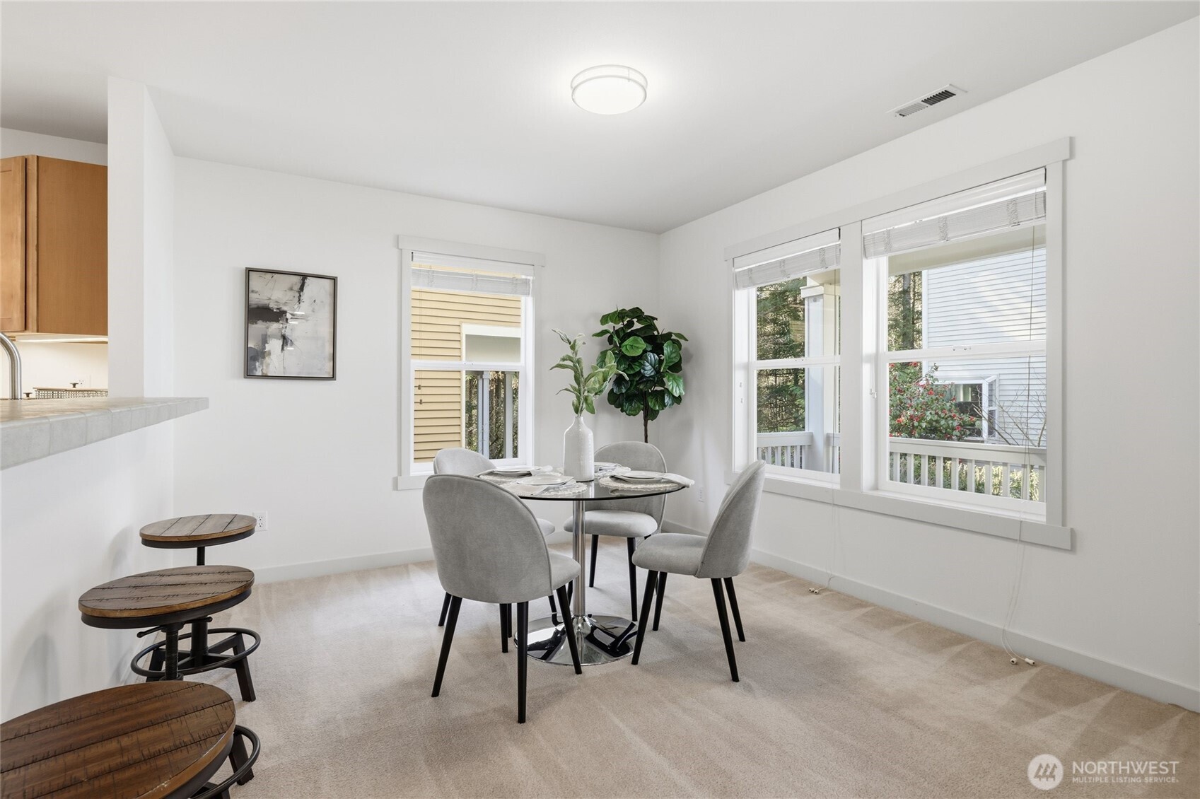 36703 SE Gravenstein Court , Snoqualmie, WA 98065