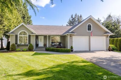 1711 Main Street , Lynden, WA 98264