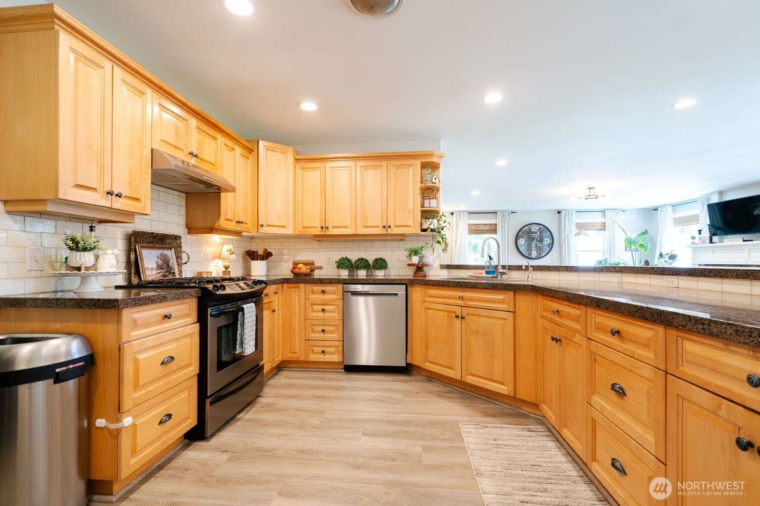 1711 Main Street , Lynden, WA 98264