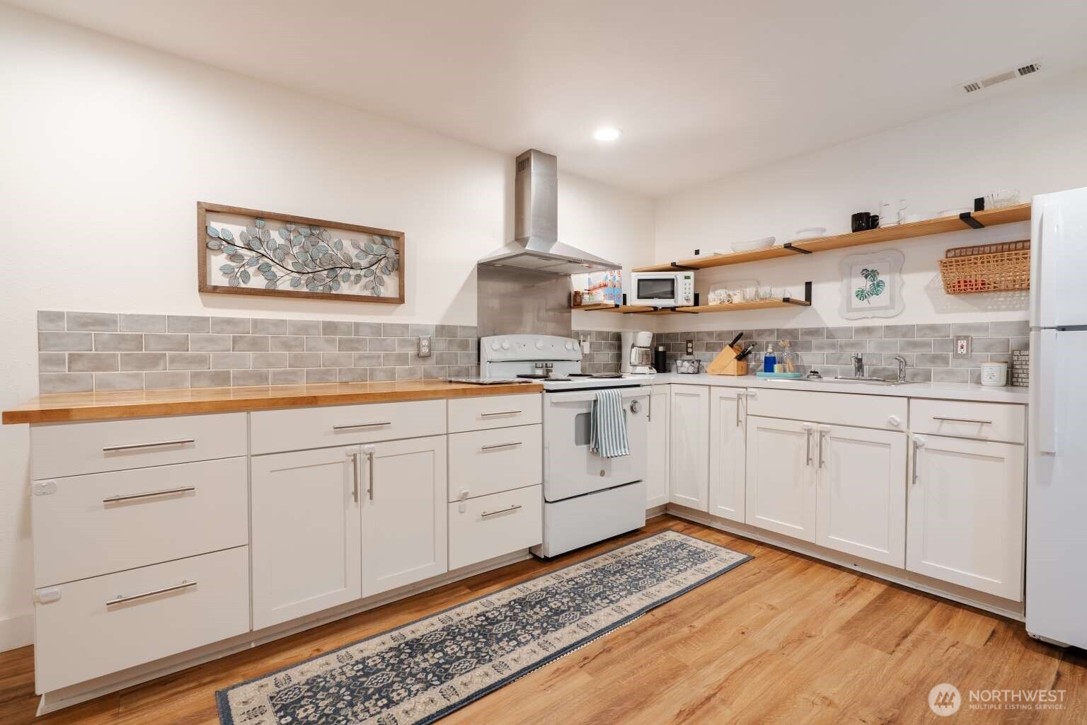 1711 Main Street , Lynden, WA 98264