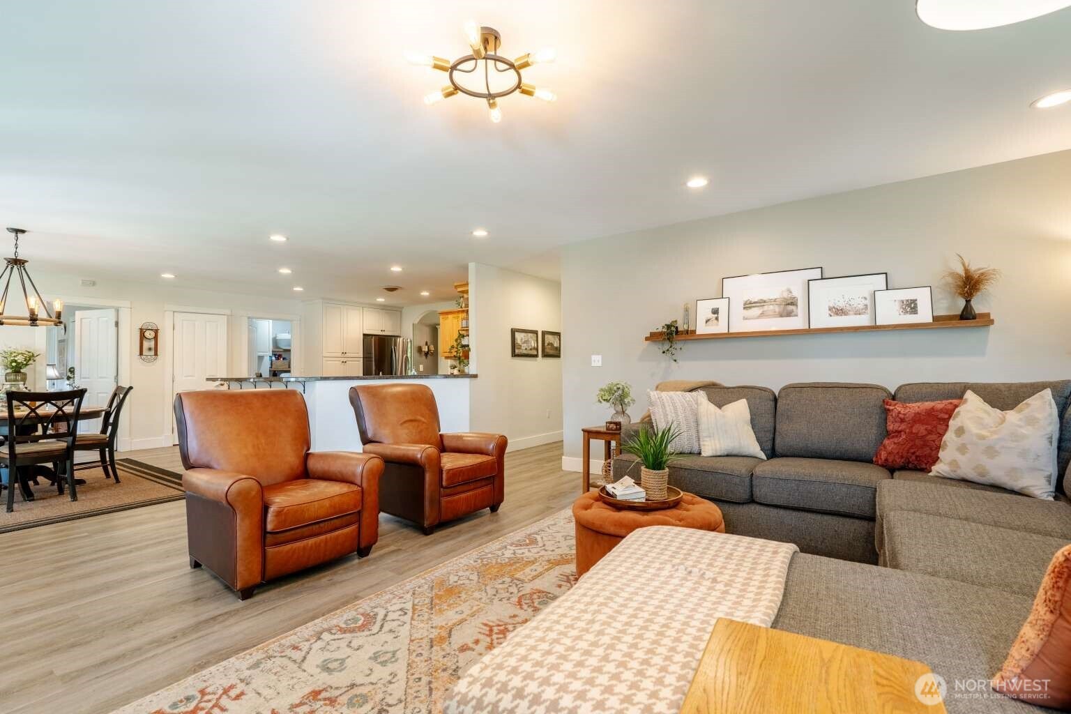 1711 Main Street , Lynden, WA 98264