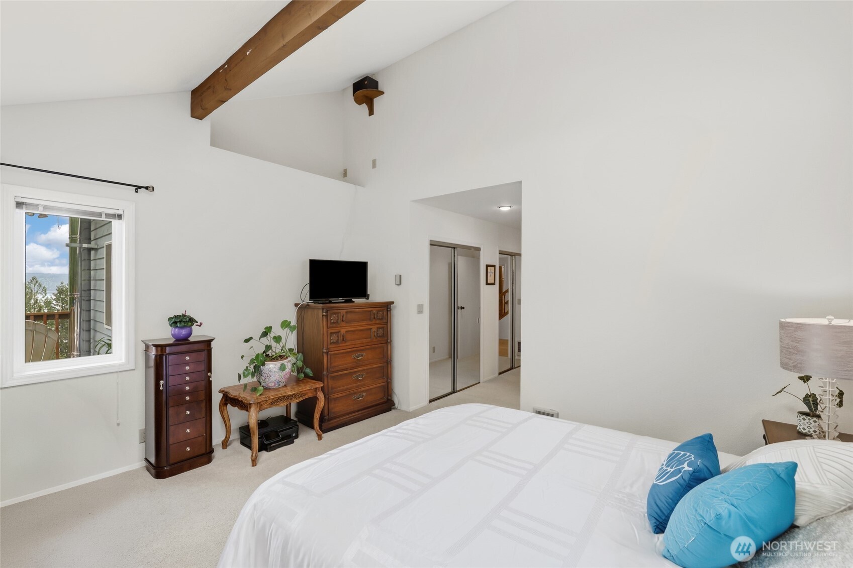 60 Cedar Place , Brinnon, WA 98320