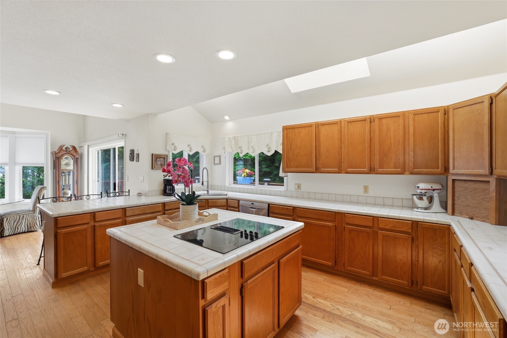 60 Cedar Place , Brinnon, WA 98320