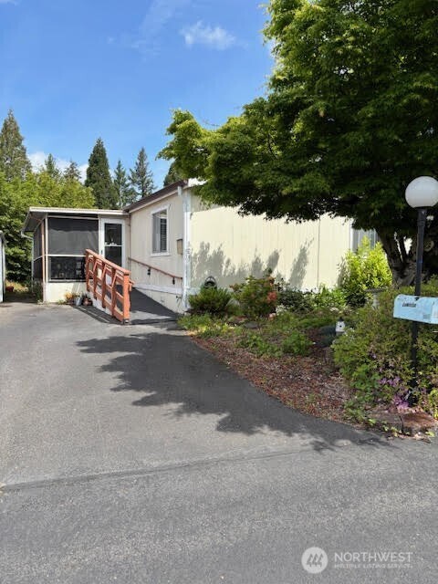 823 Cottonwood Drive , Enumclaw, WA 98022