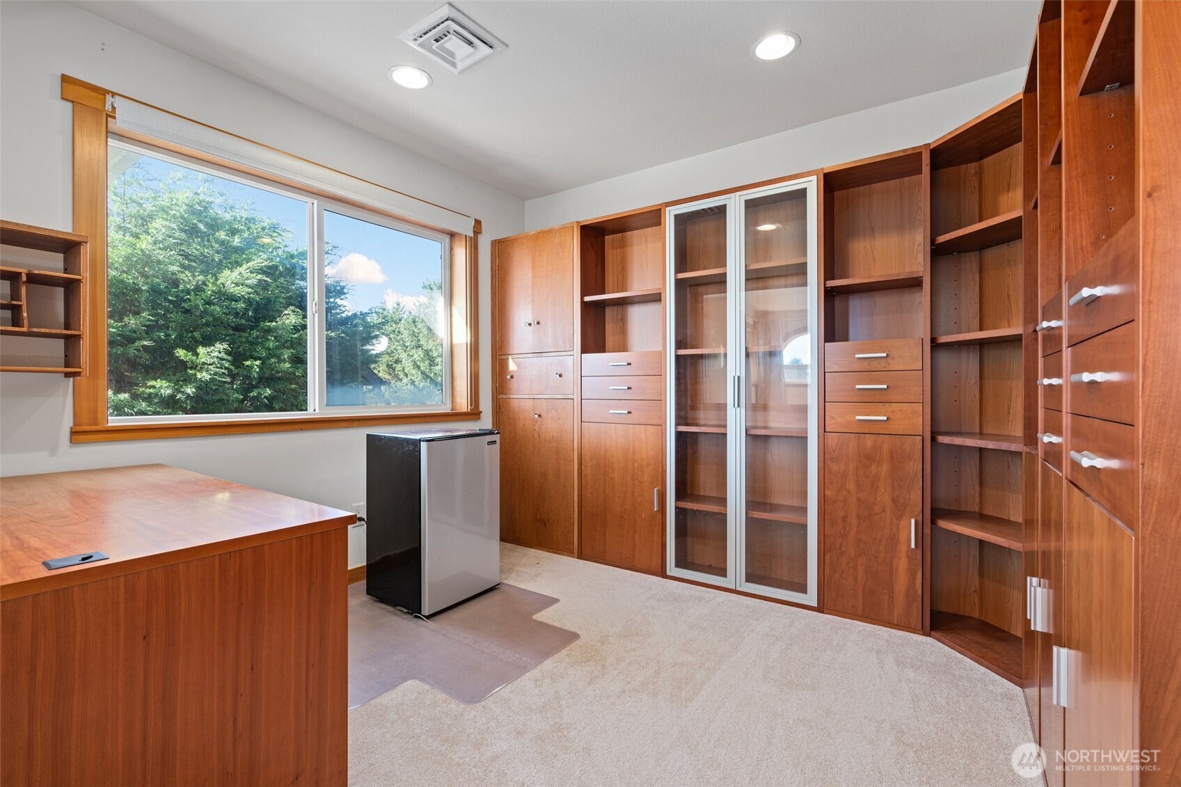 238 25th Street NW, Long Beach, WA 98631