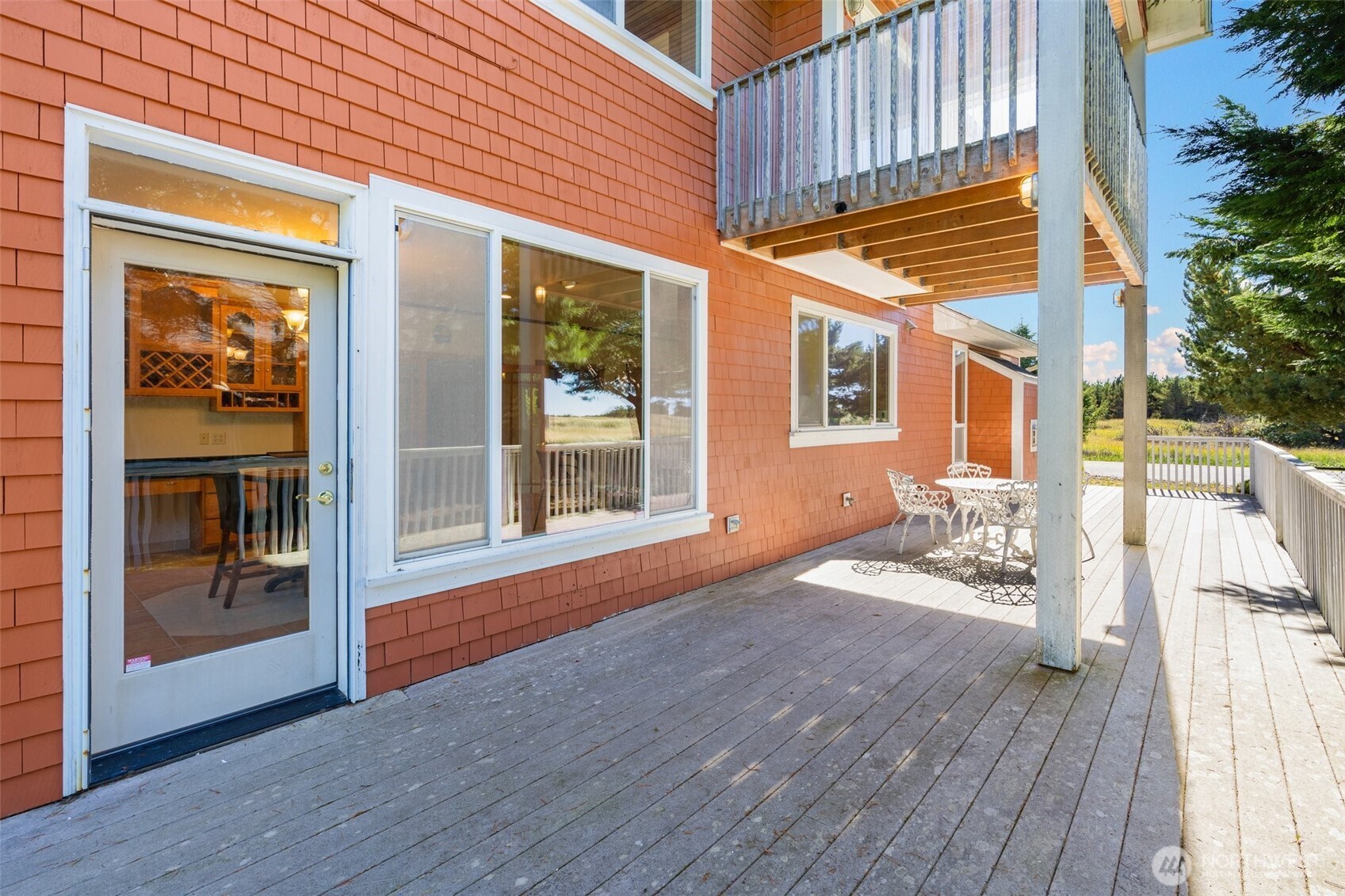 238 25th Street NW, Long Beach, WA 98631