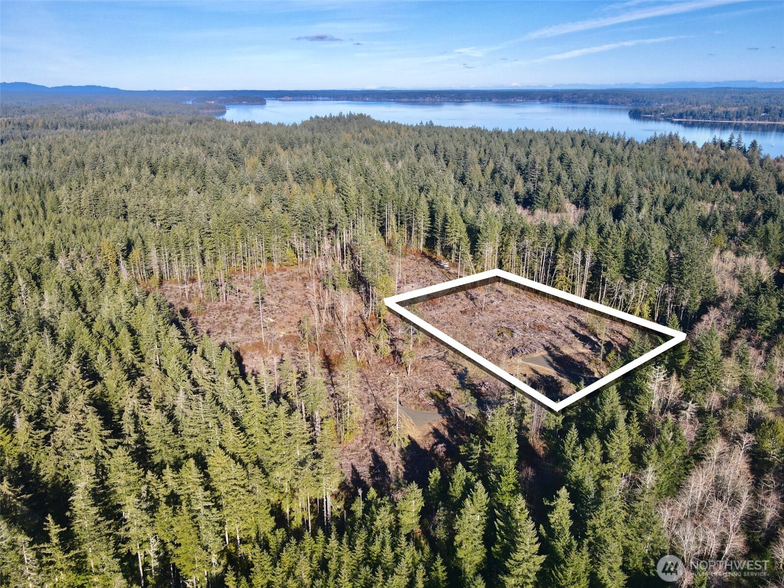 250 E Solbakk Veien Road , Shelton, WA 98584