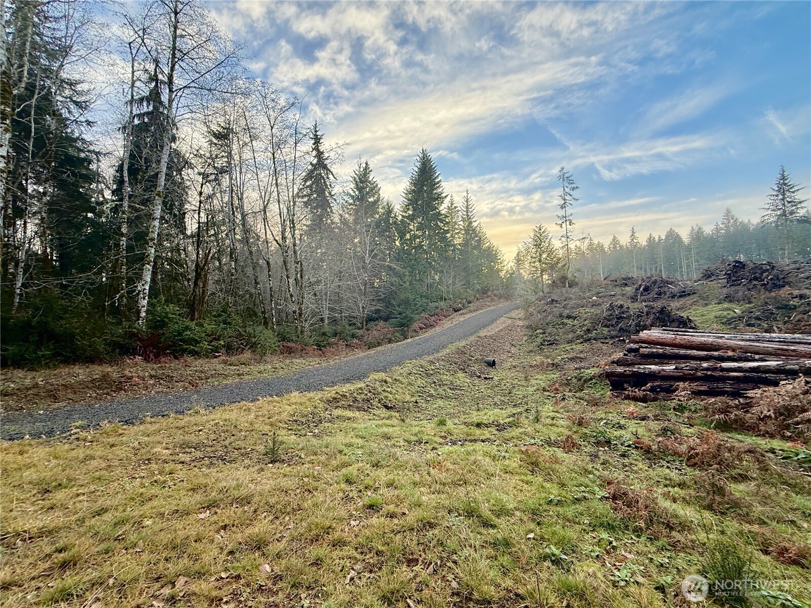 250 E Solbakk Veien Road , Shelton, WA 98584