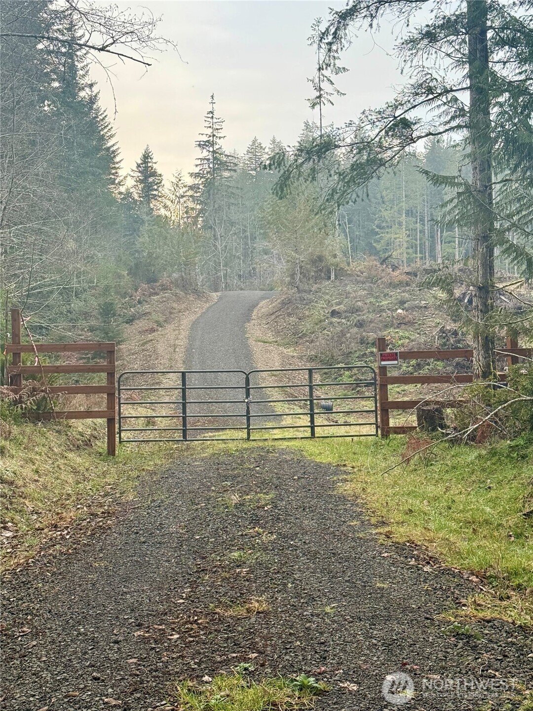 260 E Solbakk Veien Road , Shelton, WA 98584