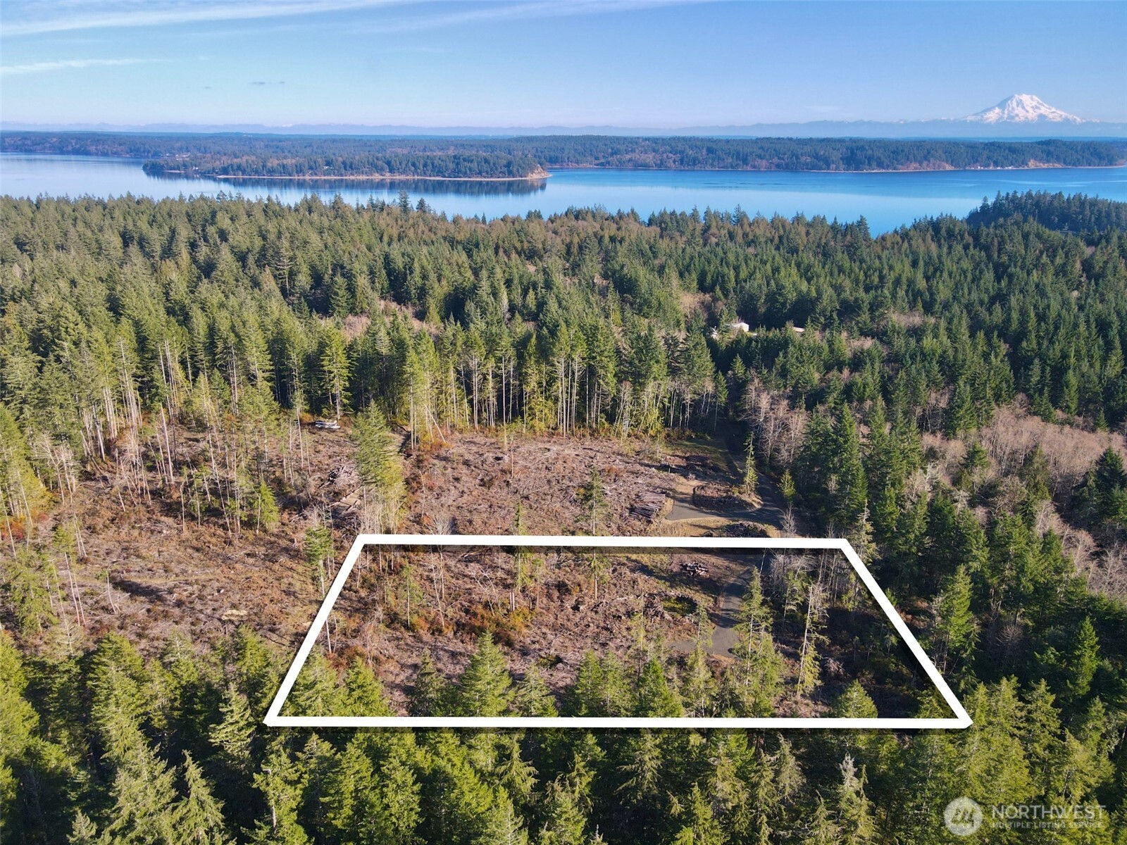 260 E Solbakk Veien Road , Shelton, WA 98584