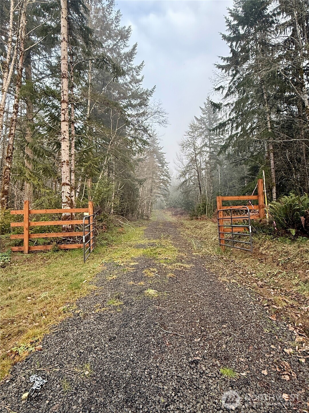 260 E Solbakk Veien Road , Shelton, WA 98584
