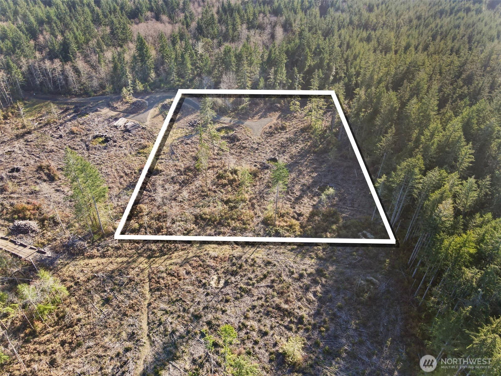260 E Solbakk Veien Road , Shelton, WA 98584