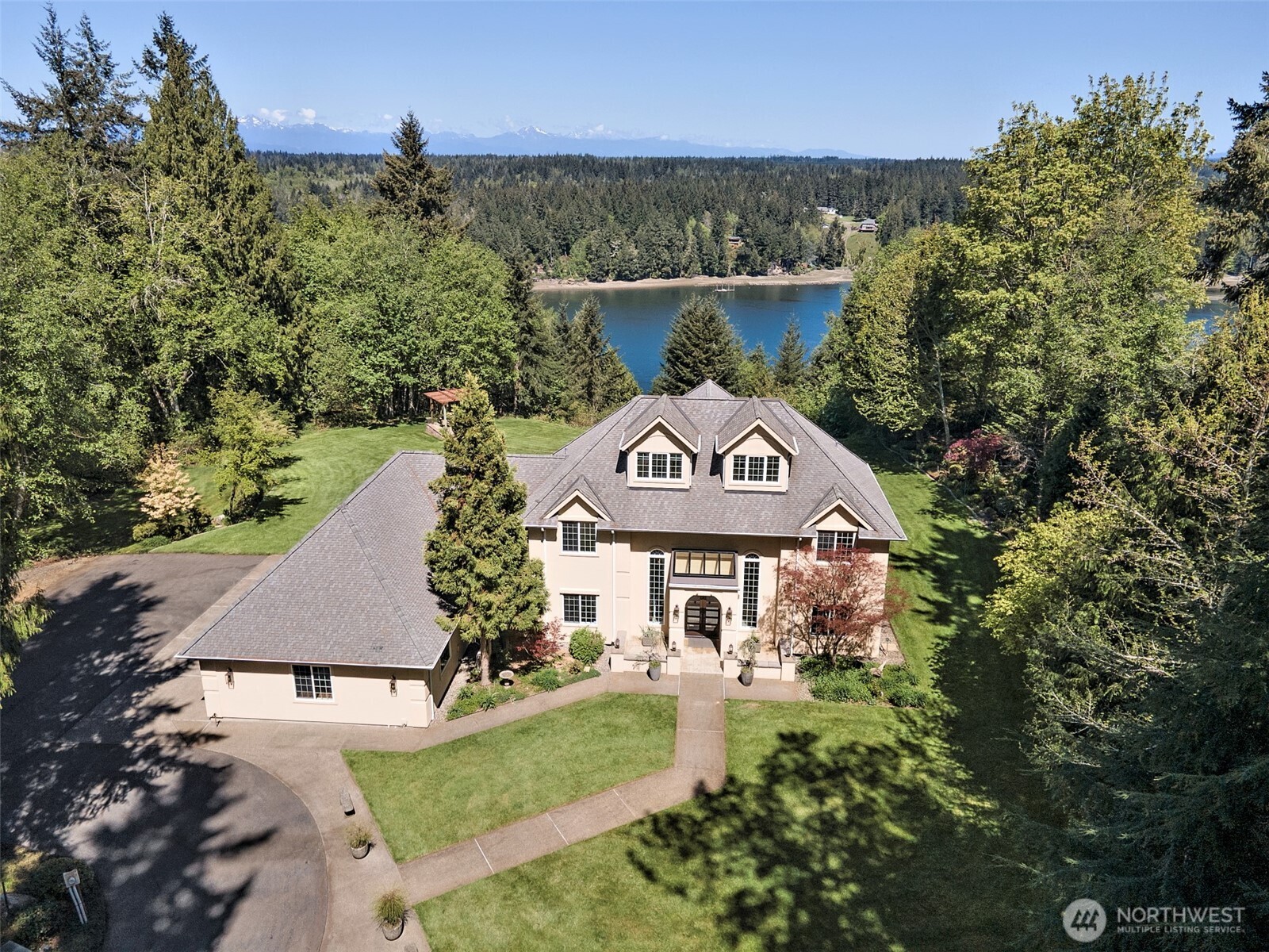 110 SE Lazy Dog Lane , Shelton, WA 98584